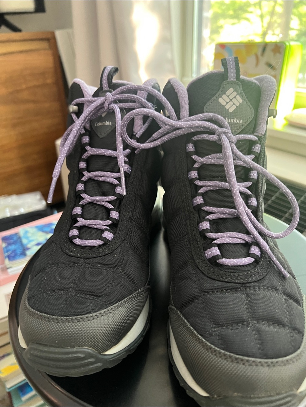 Sz 8 Columbia Women’s  Black and Lilac Lace-Up Hiking Boots WORN ONCE